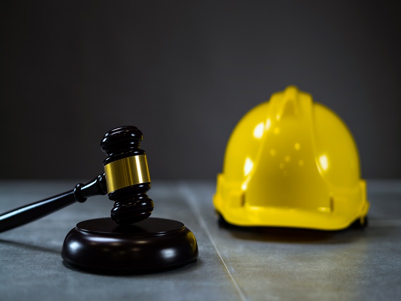 道路施工出槌，刑事附帶民事訴訟